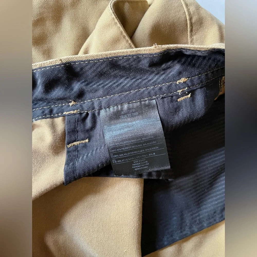 Mens Volcom True to This Khaki Chino Flat Front Shorts Size 34 11